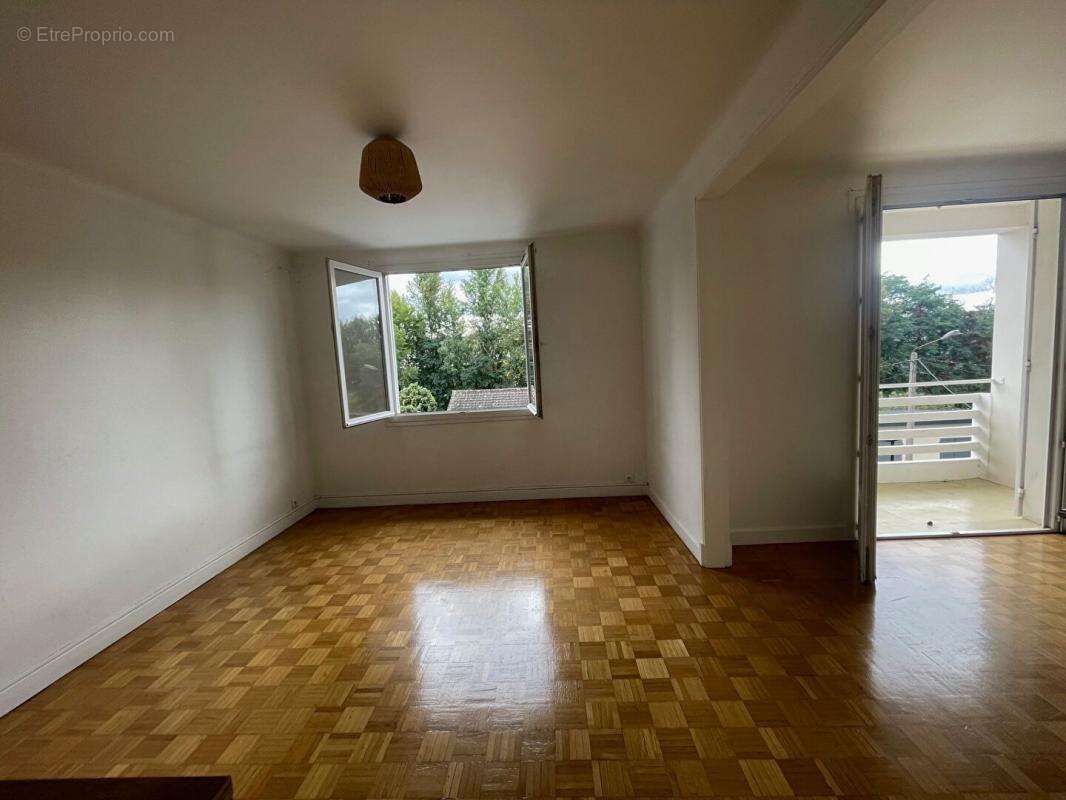 Appartement à BRIVE-LA-GAILLARDE