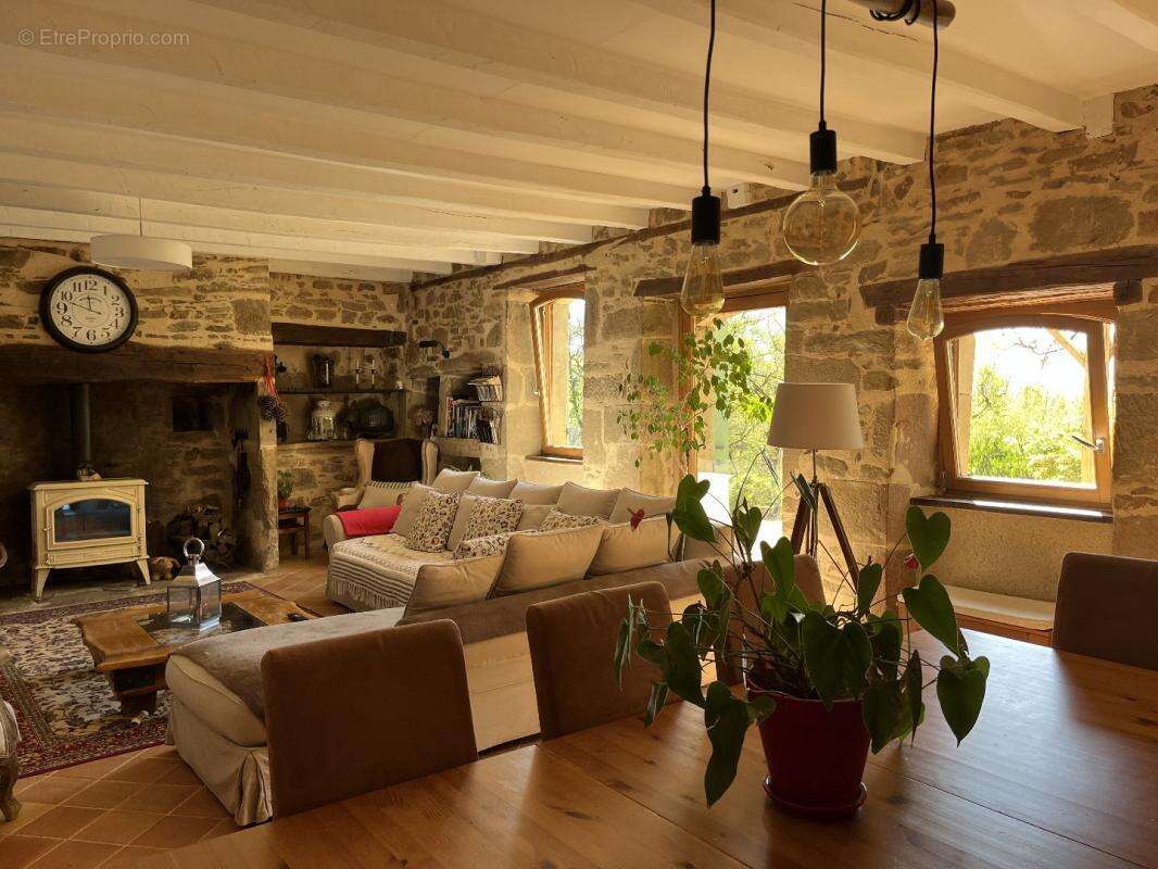 Maison à CARDAILLAC