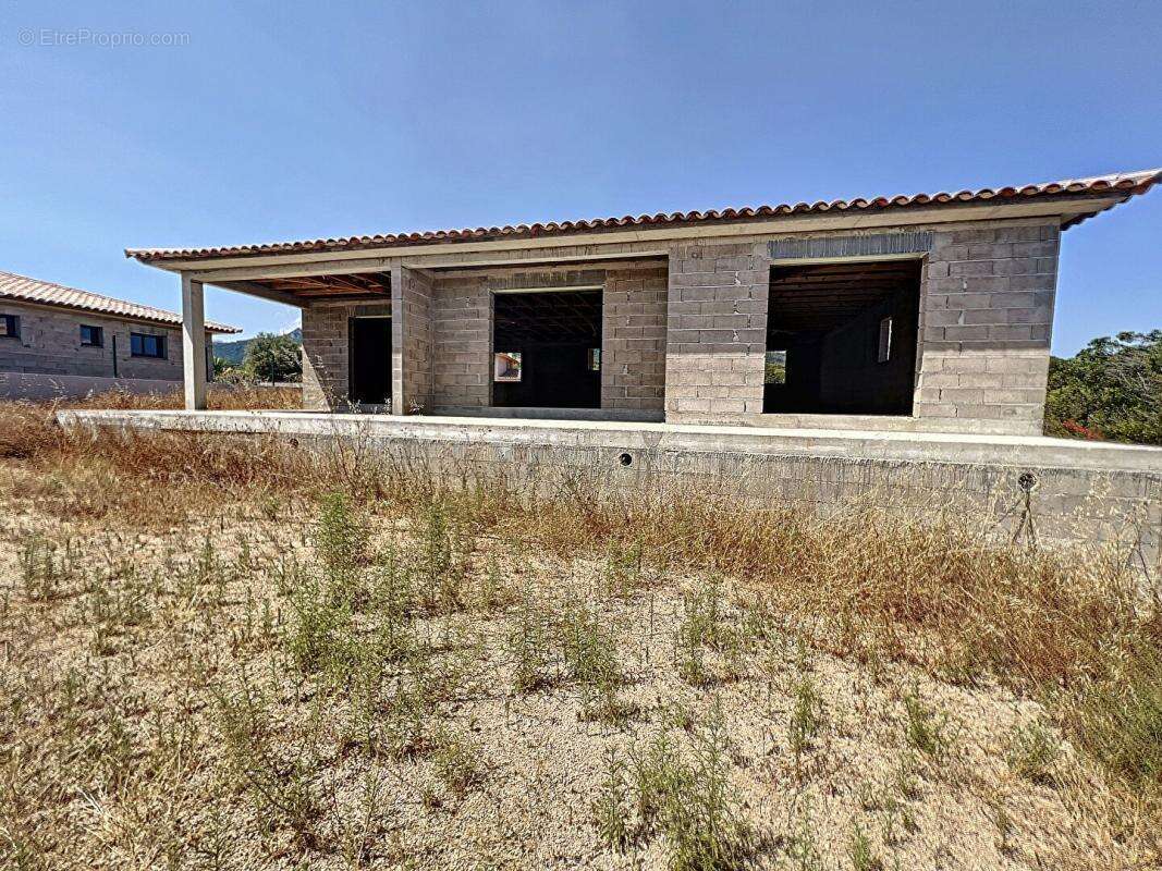 Maison à PORTO-VECCHIO