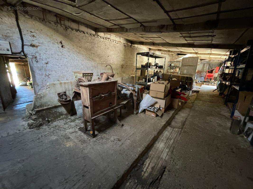 Maison à VEYRINES-DE-VERGT