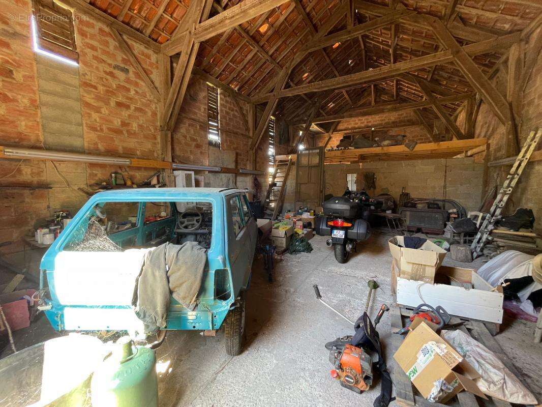 Maison à VEYRINES-DE-VERGT