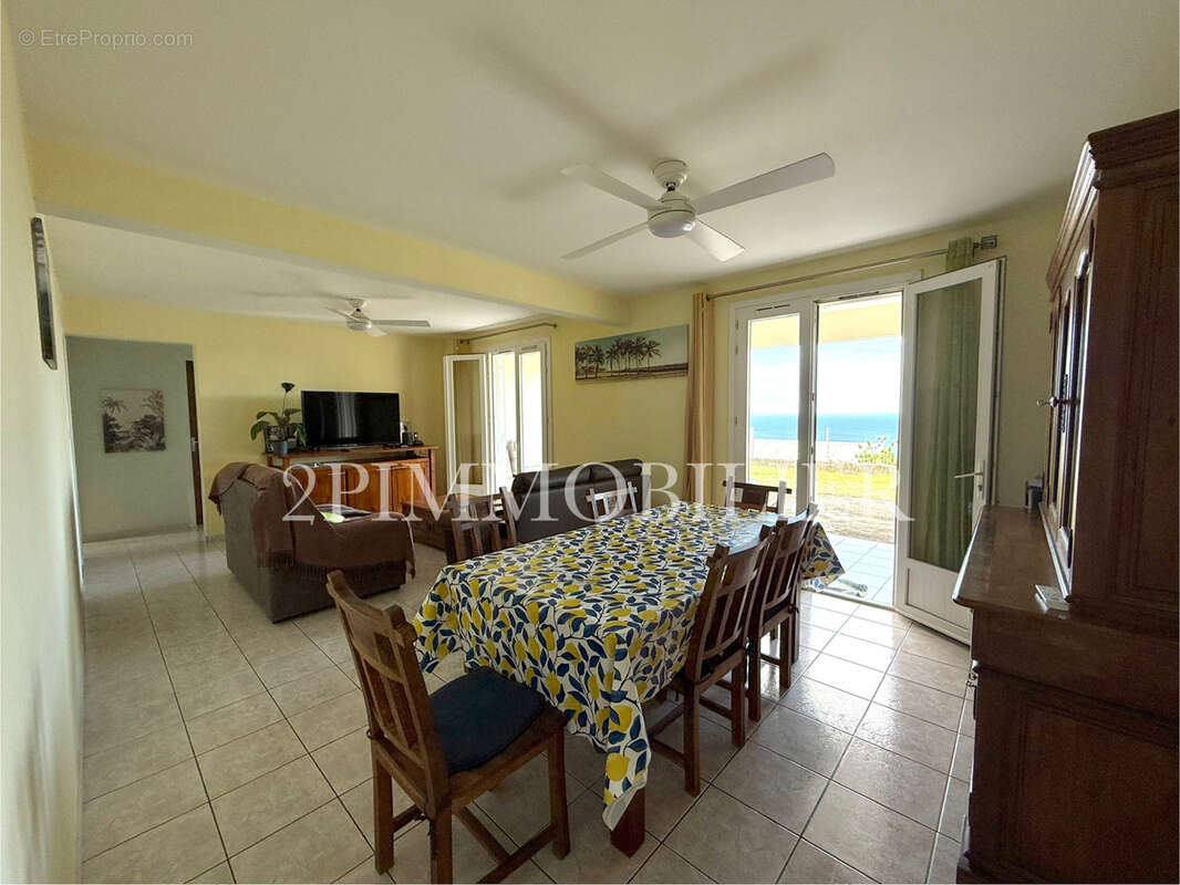 Maison à SAINT-JOSEPH