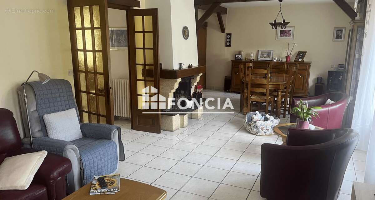 Maison à SAINT-MARCEL