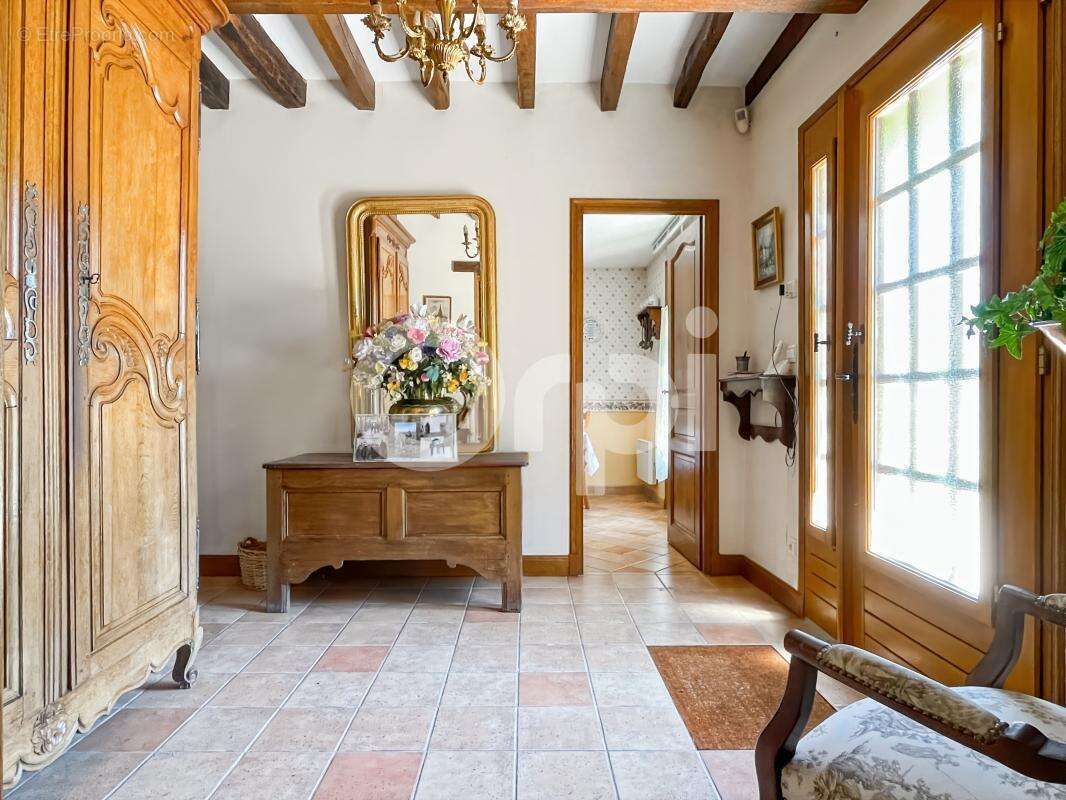 Maison à GROSSOEUVRE