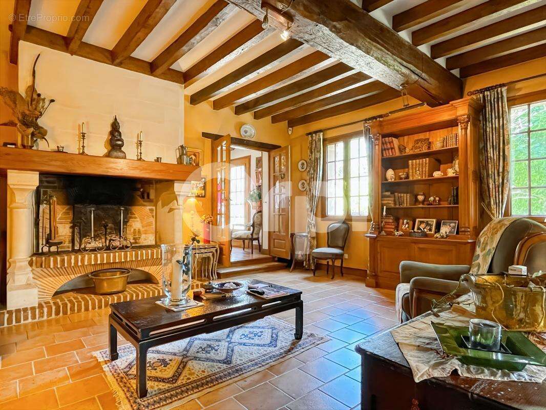 Maison à GROSSOEUVRE