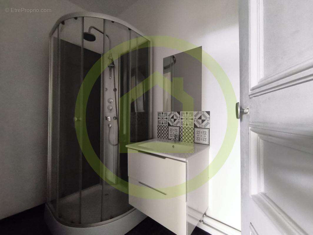 Appartement à FOURMIES