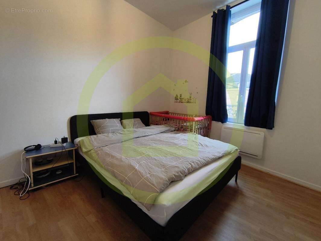 Appartement à FOURMIES