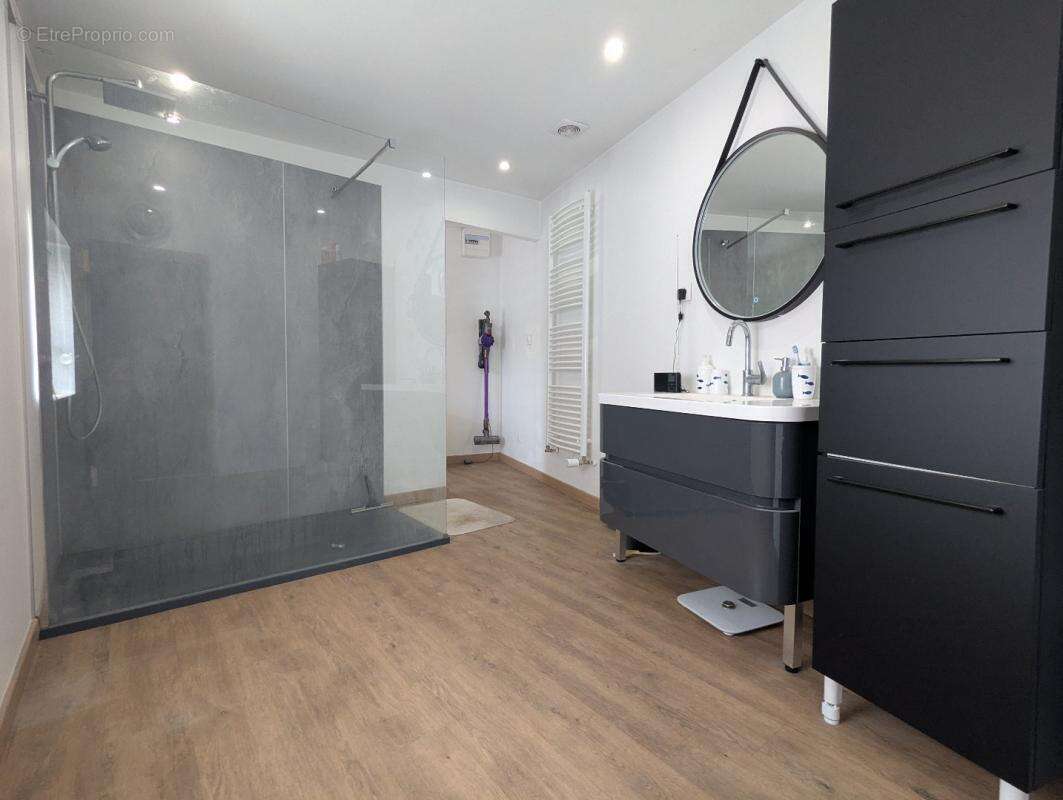 Maison à HELLEMMES-LILLE