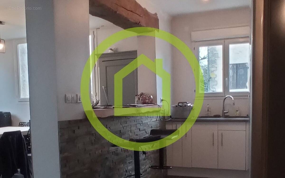 Maison à CHARNAY-LES-CHALON