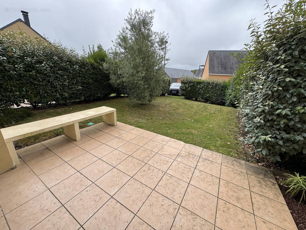 Maison à EQUEMAUVILLE