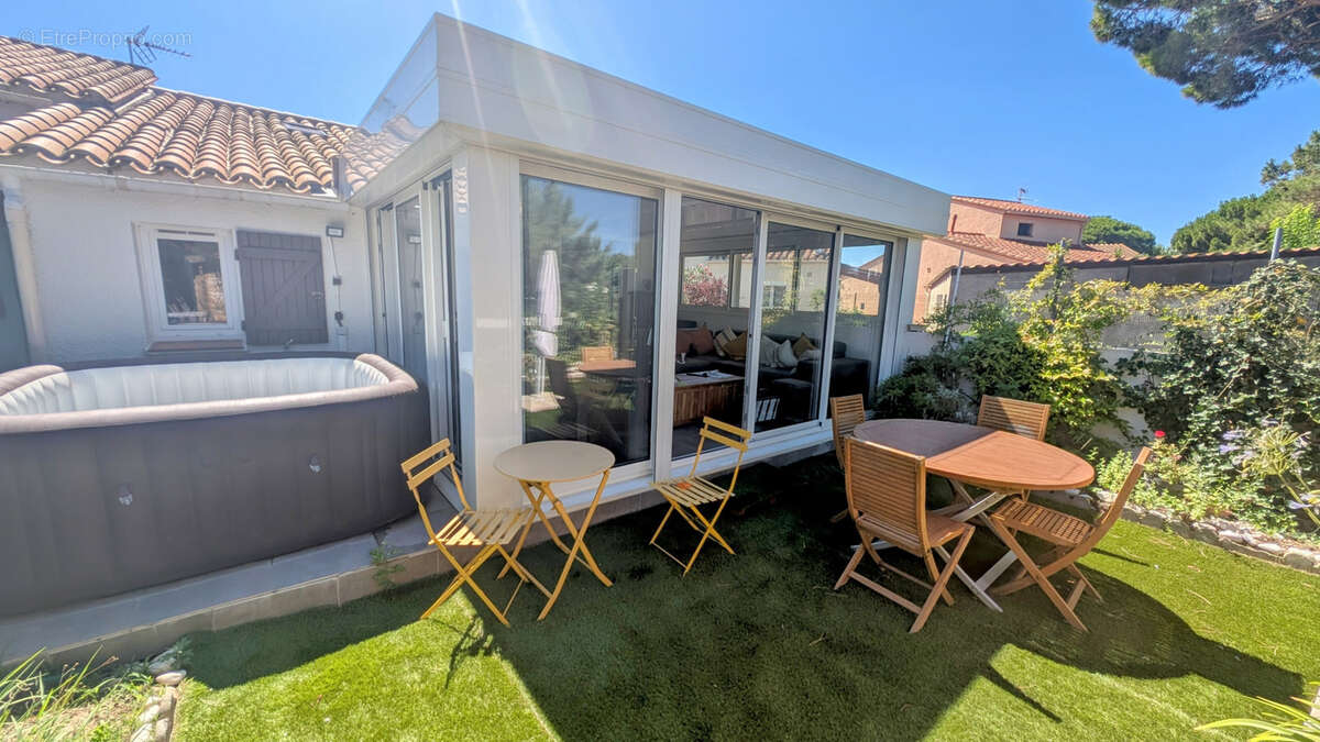 Autre à SAINT-CYPRIEN