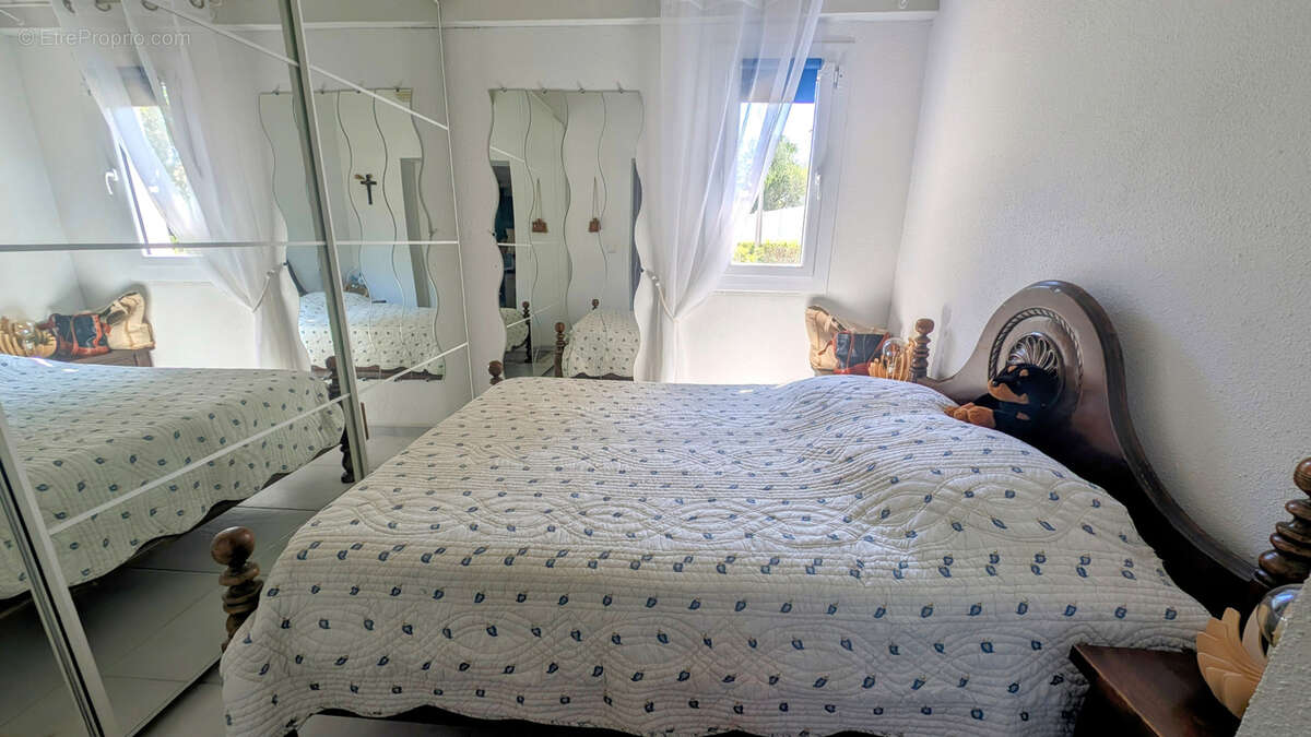 Autre à SAINT-CYPRIEN