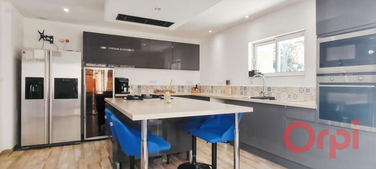 Maison à SAINT-CHINIAN