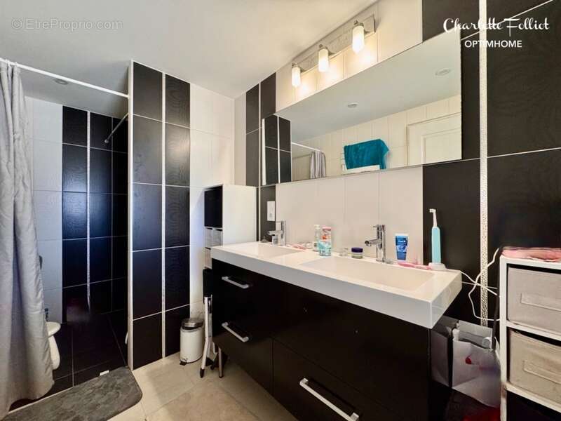 Maison à LE MINIHIC-SUR-RANCE