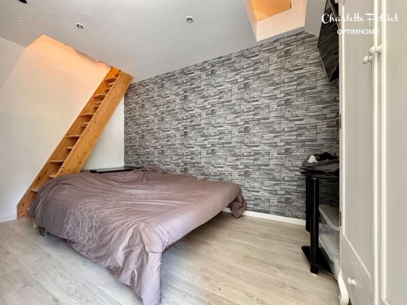 Maison à LE MINIHIC-SUR-RANCE