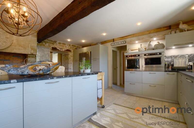 Maison à NANTEUIL-EN-VALLEE