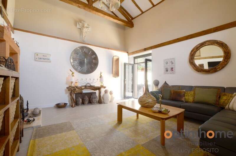 Maison à NANTEUIL-EN-VALLEE