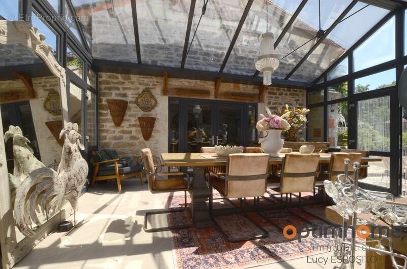 Maison à NANTEUIL-EN-VALLEE