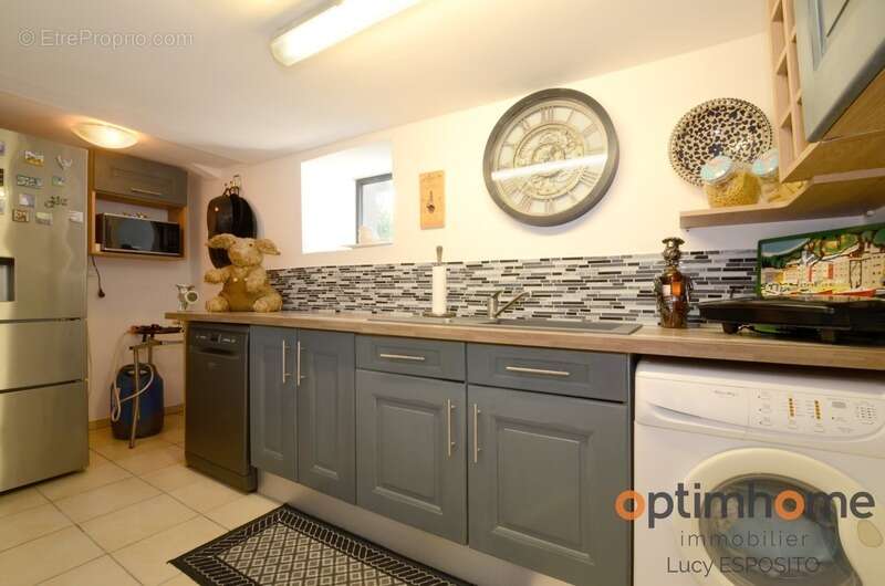 Maison à NANTEUIL-EN-VALLEE