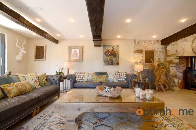 Maison à NANTEUIL-EN-VALLEE