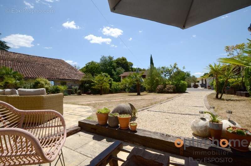 Maison à NANTEUIL-EN-VALLEE