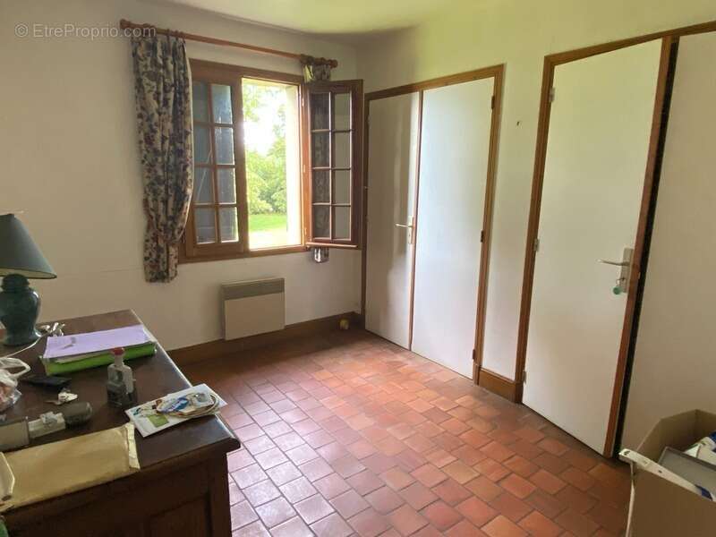 Maison à SAINT-ETIENNE-LA-THILLAYE