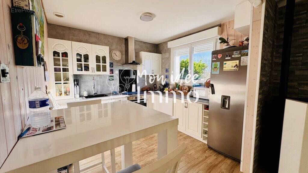 Maison à LE PERRIER