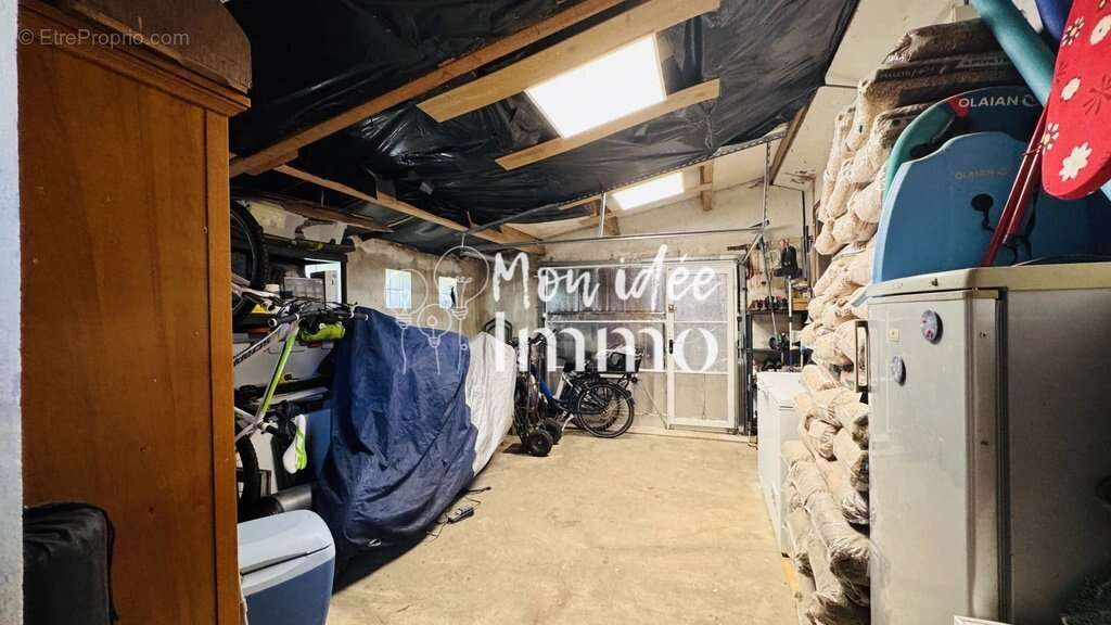 Maison à LE PERRIER