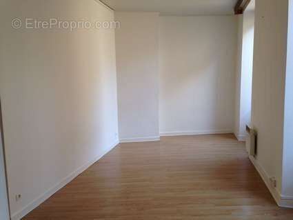 Appartement à SAINT-SAULGE