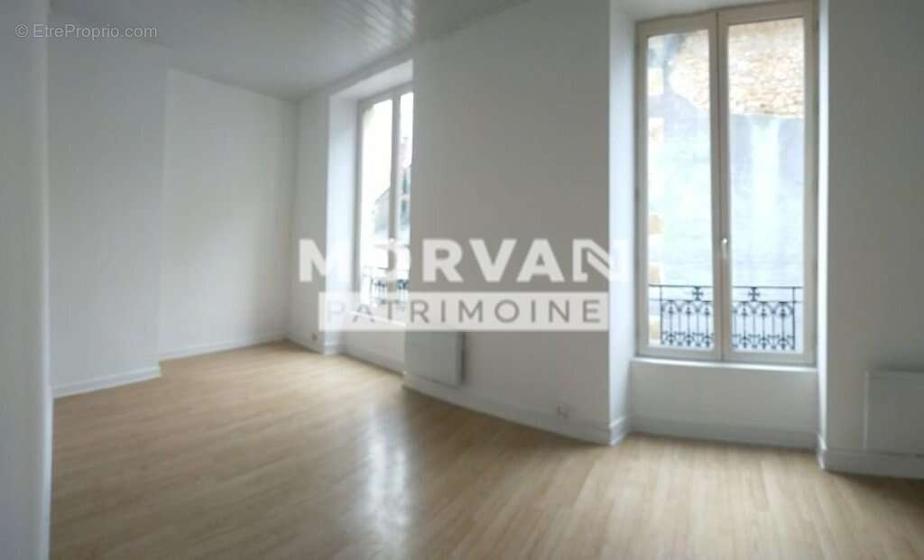 Appartement à SAINT-SAULGE