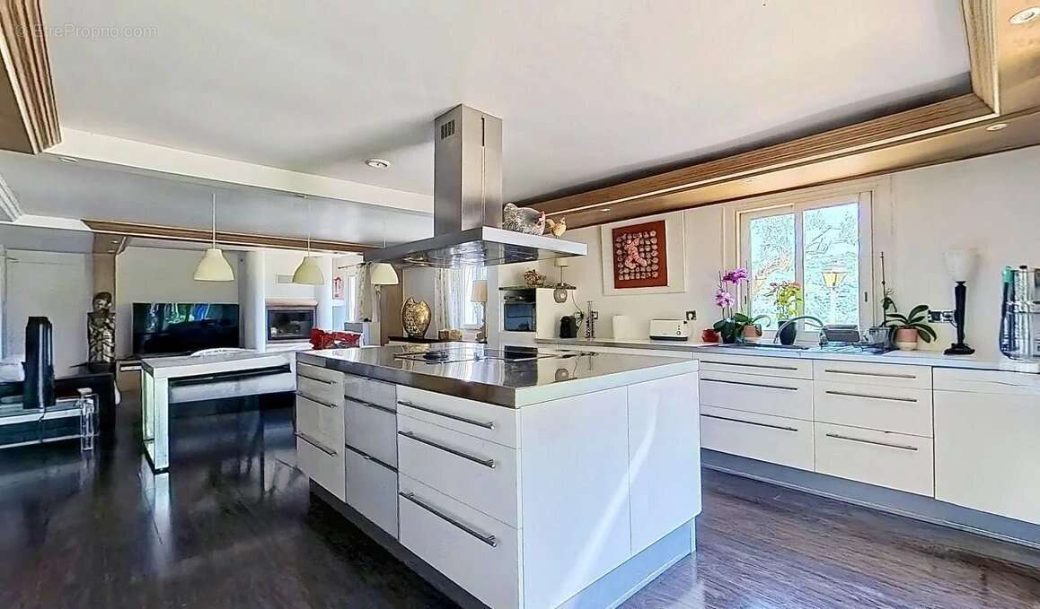 Appartement à LA GAUDE