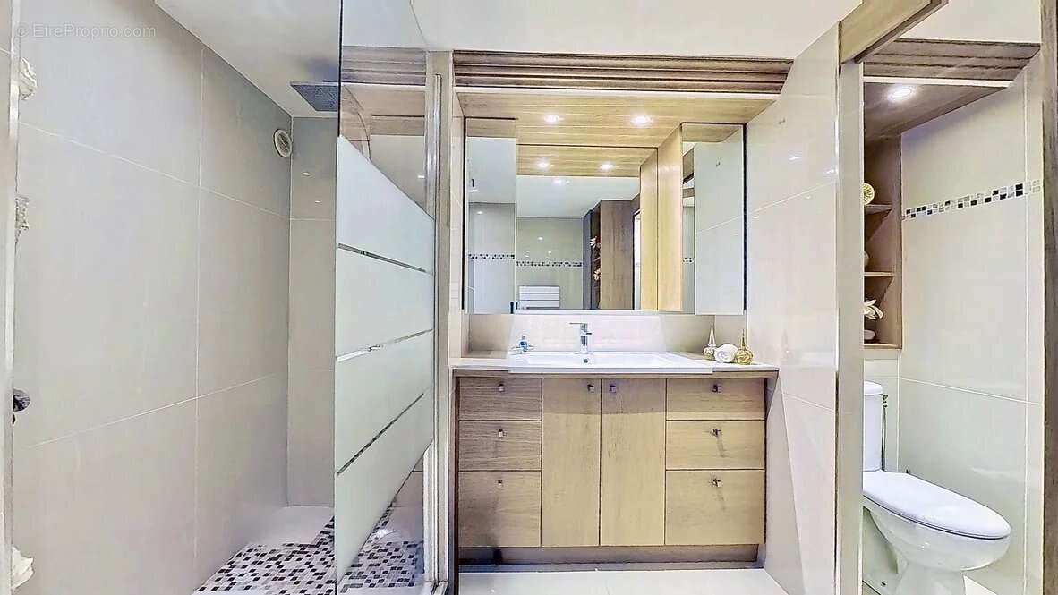 Appartement à LA GAUDE