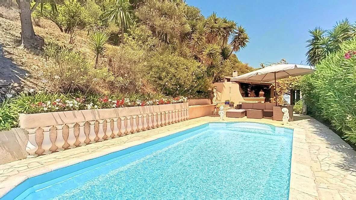 Appartement à LA GAUDE