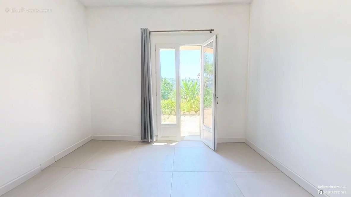 Appartement à LA GAUDE