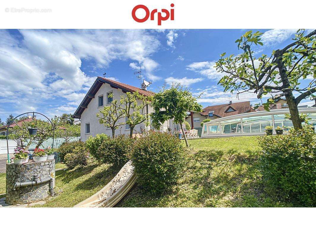 Maison à VETRAZ-MONTHOUX