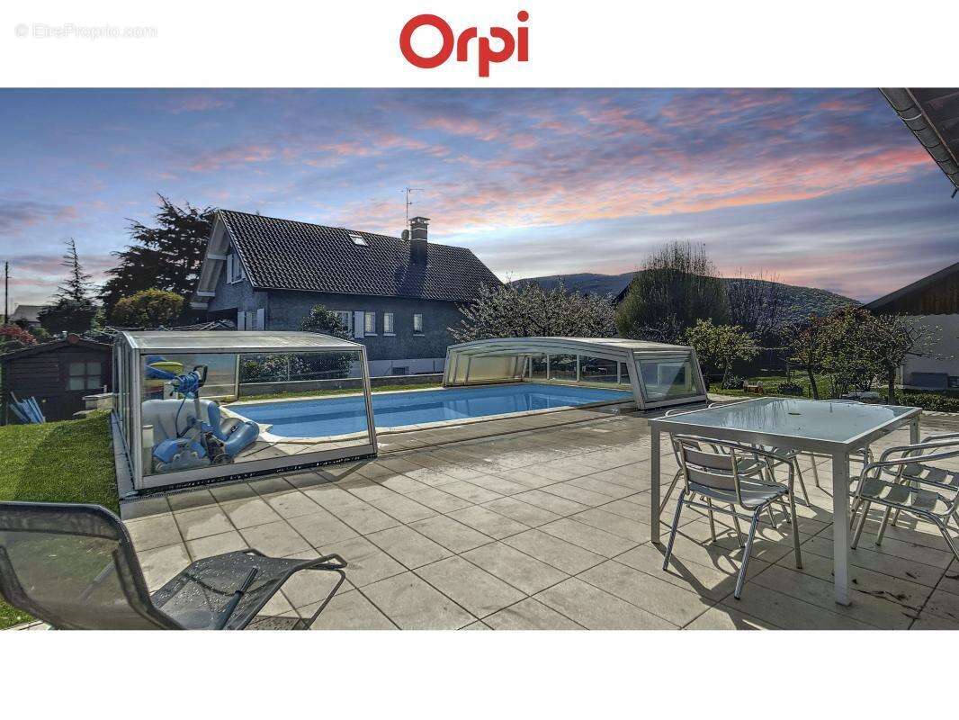 Maison à VETRAZ-MONTHOUX