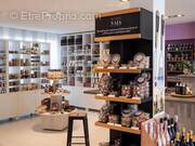 Commerce à MANDELIEU-LA-NAPOULE