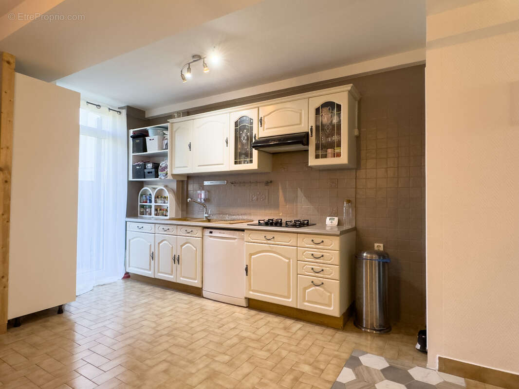 Maison à LA VOULTE-SUR-RHONE