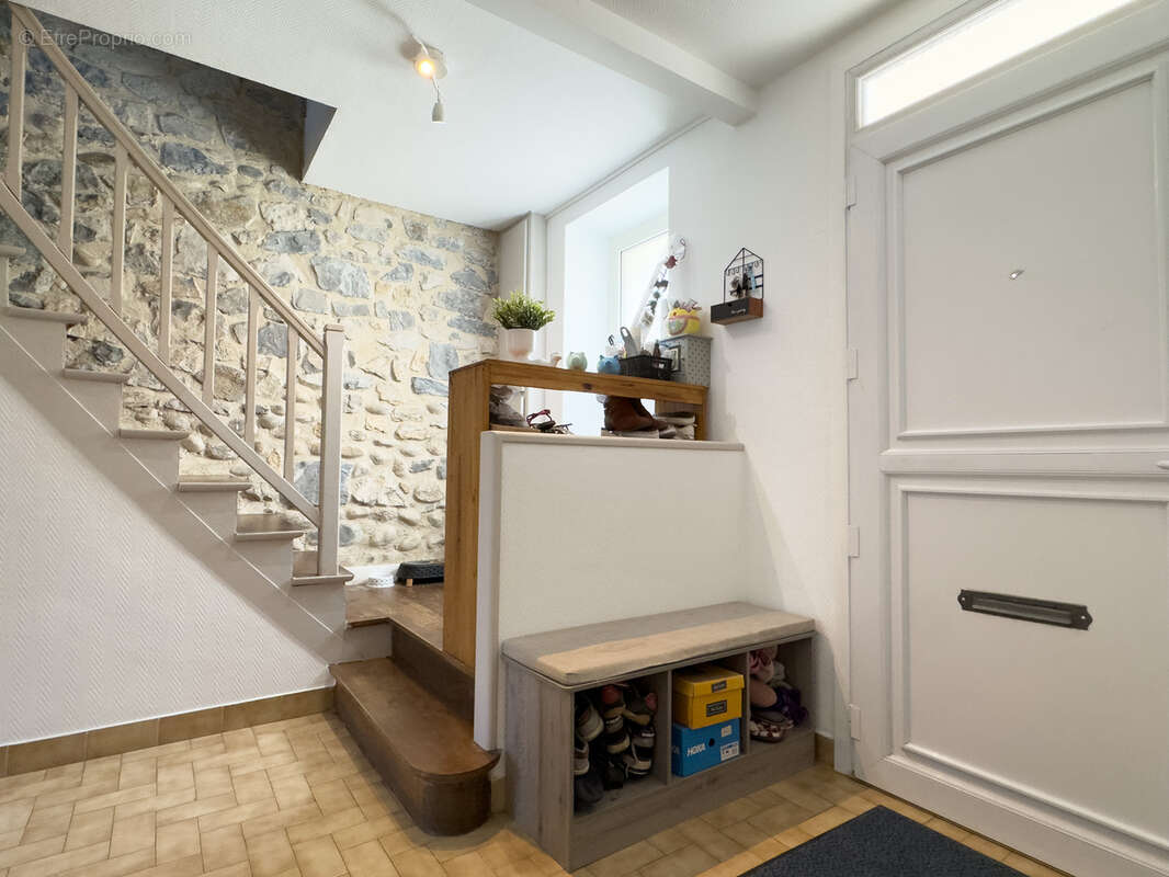 Maison à LA VOULTE-SUR-RHONE