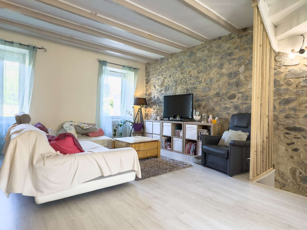 Maison à LA VOULTE-SUR-RHONE