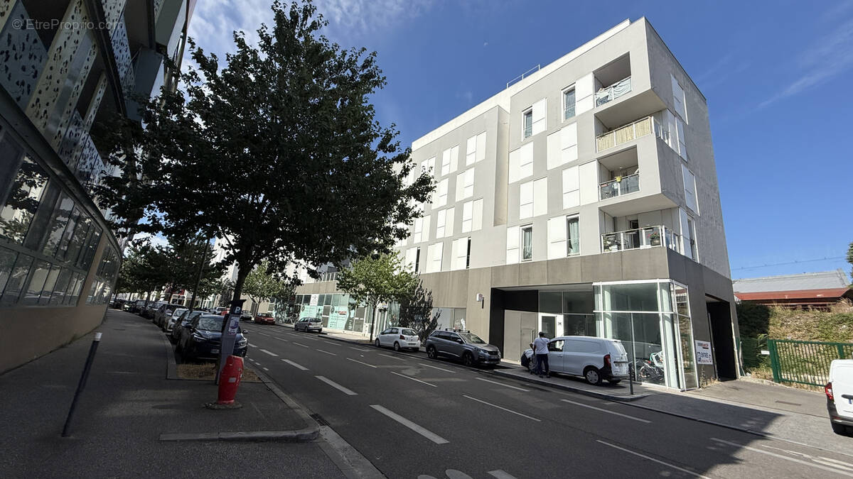 Appartement à LYON-9E