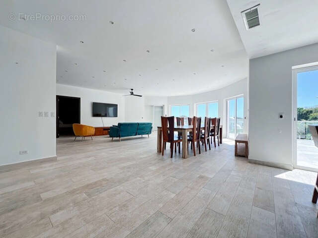 Appartement à SAINT-MARTIN