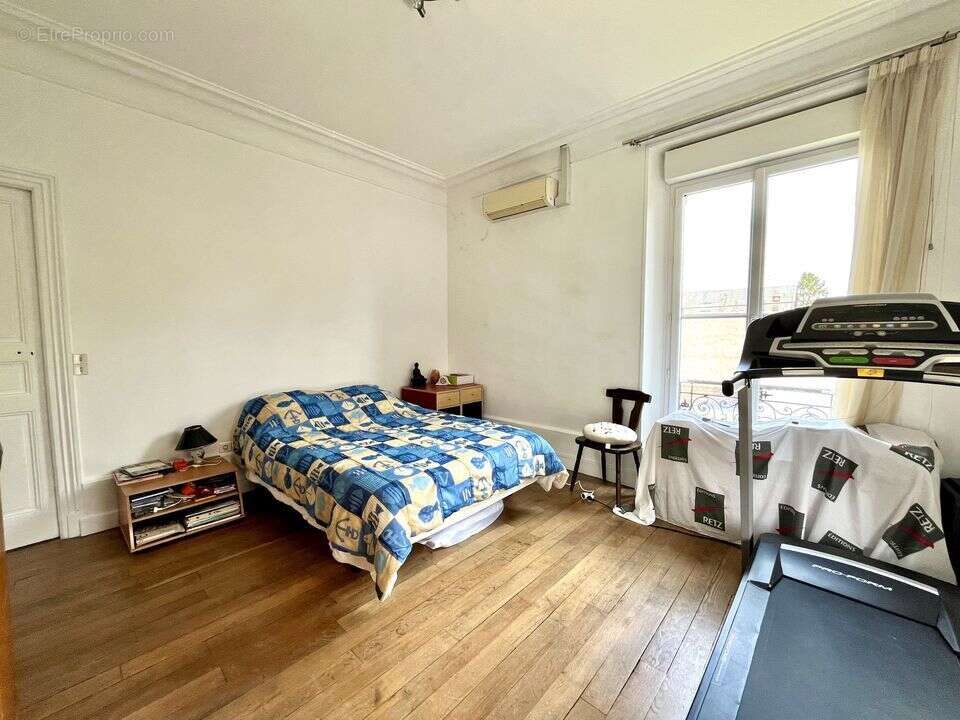 Maison à PONT-SUR-YONNE