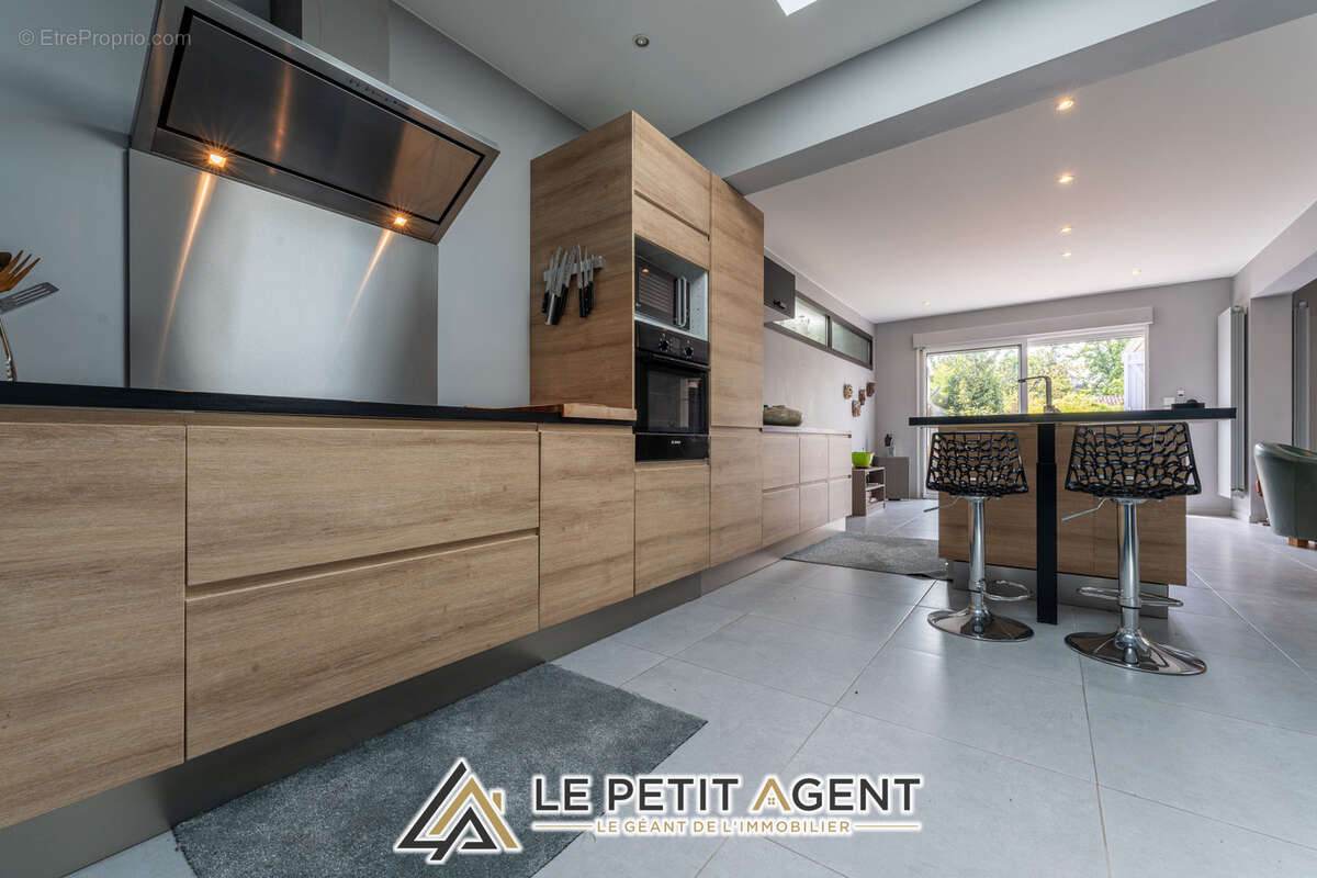 Maison à LE BOUSCAT