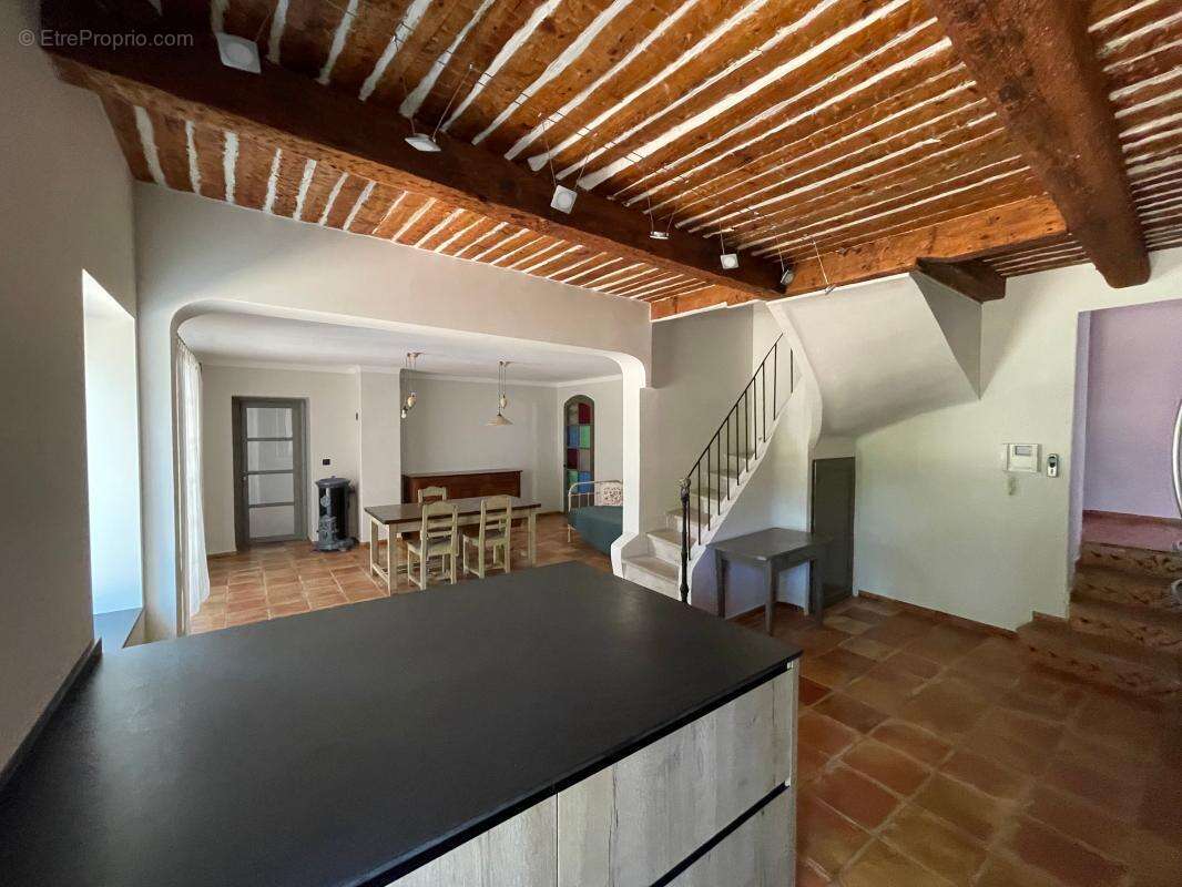 Maison à SIX-FOURS-LES-PLAGES