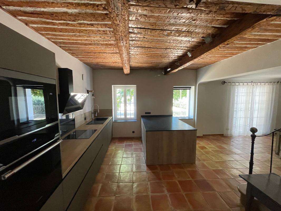 Maison à SIX-FOURS-LES-PLAGES