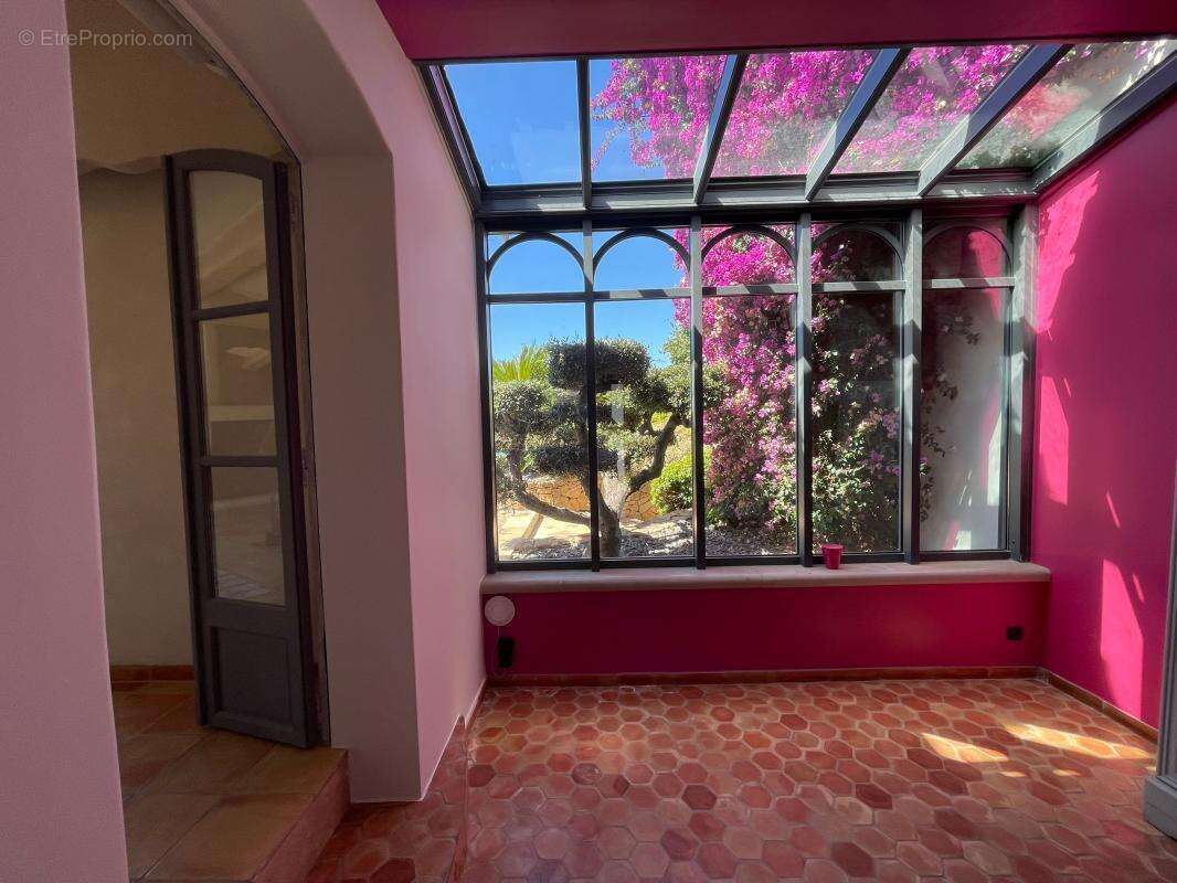 Maison à SIX-FOURS-LES-PLAGES