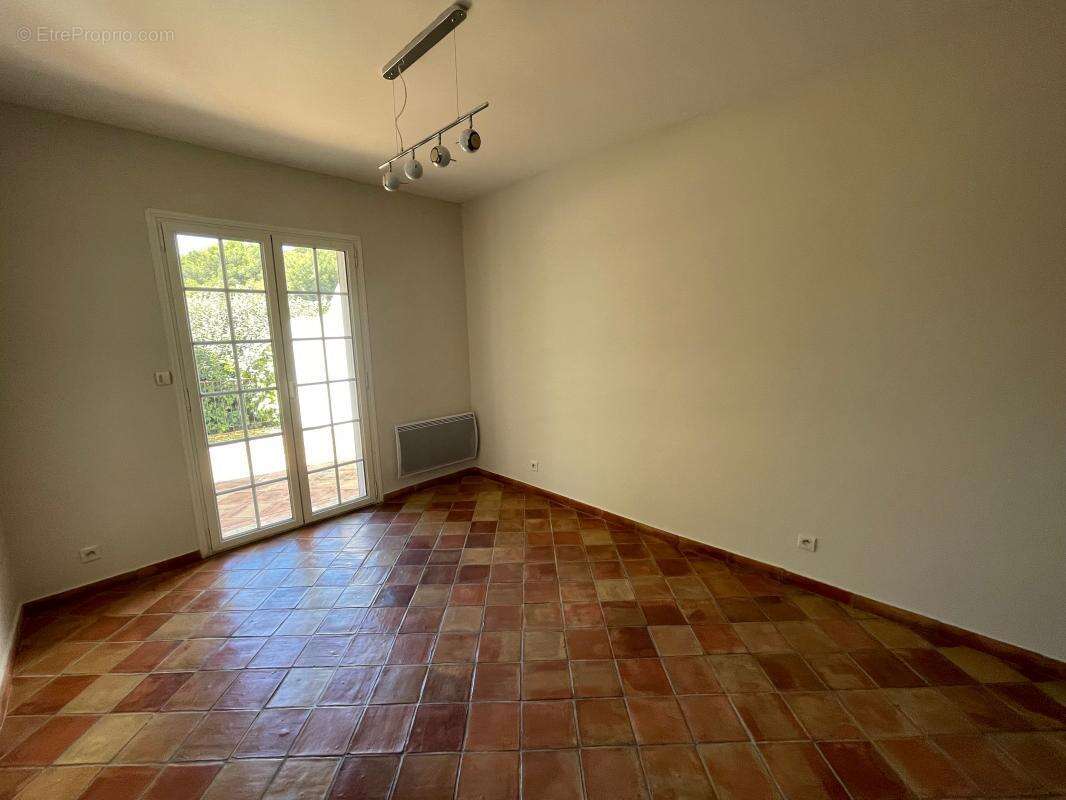 Maison à SIX-FOURS-LES-PLAGES