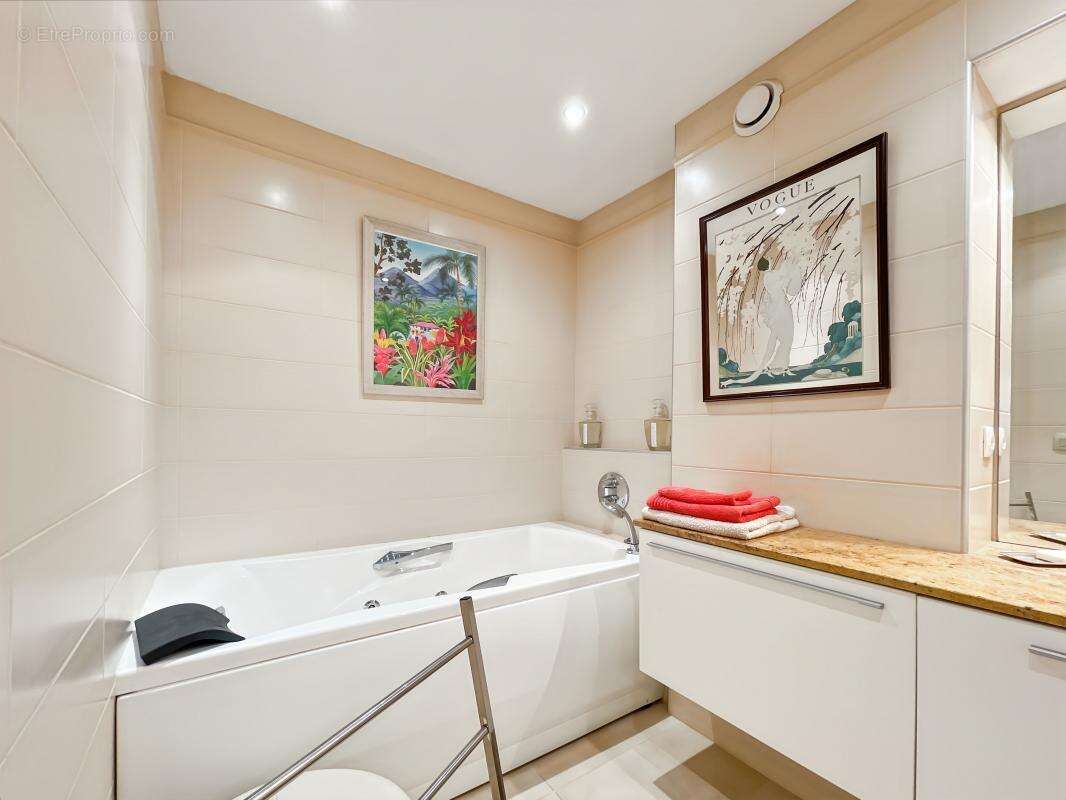 Appartement à SAINT-RAPHAEL