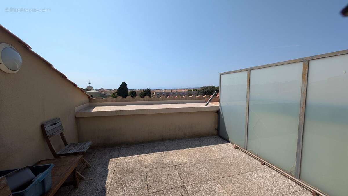 Appartement à SIX-FOURS-LES-PLAGES